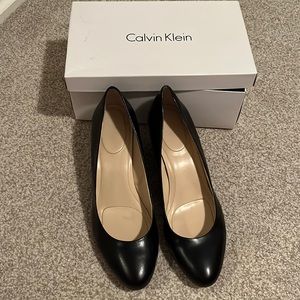 Calvin Klein Wedge